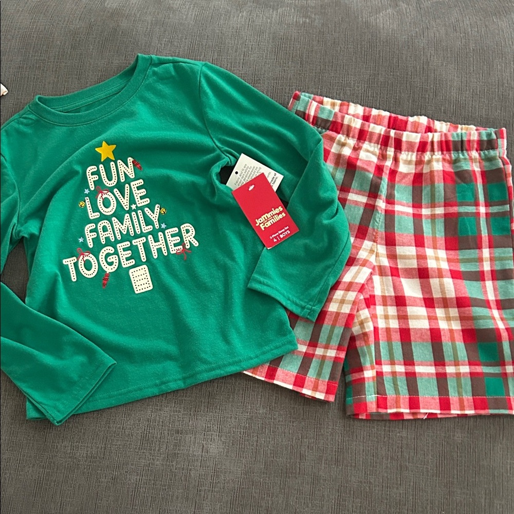 JAMMIES FOR YOUR FAMILIES Christmas Pajama 2pc Short Sleep Set Boys 4 NWT